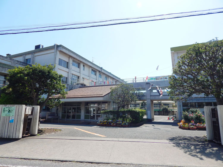 藤沢市立鵠沼小学校