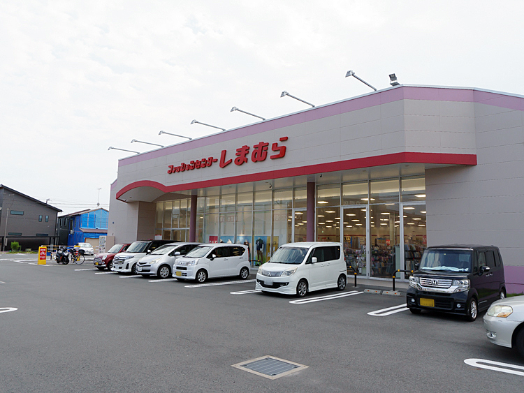 ファッションセンター しまむら 和泉町店の外観