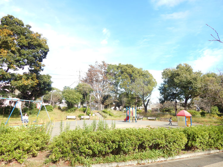 しらゆり公園…約2,100m/徒歩28分/車6分