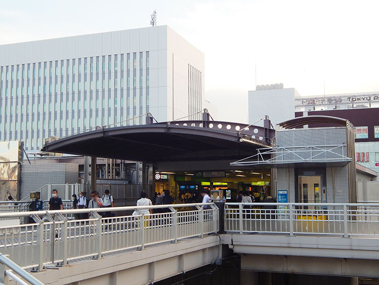 戸塚駅