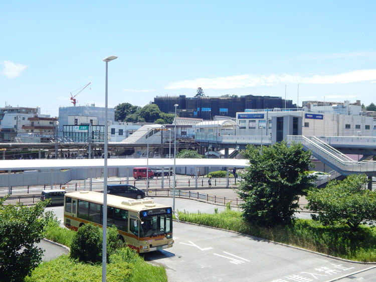 長津田駅北口バスターミナル