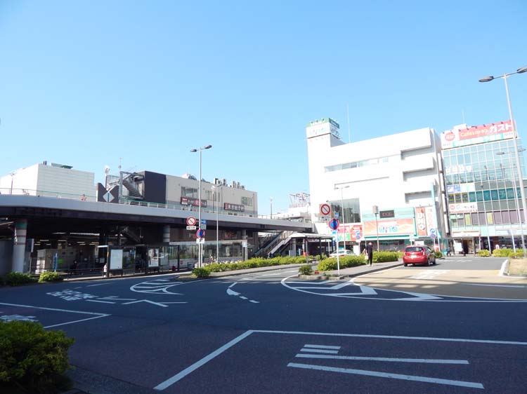 JR横浜線、横浜市営地下鉄グリーンライン「中山駅」北口徒歩14分