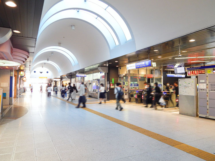 相鉄いずみ野線「いずみ中央駅」改札