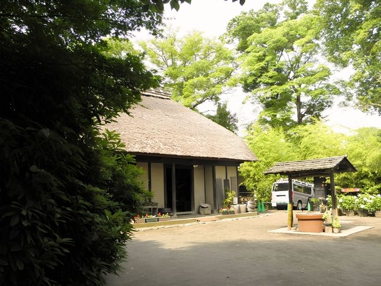 長屋門公園