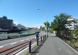 戸塚区吉田町 柏尾川沿い