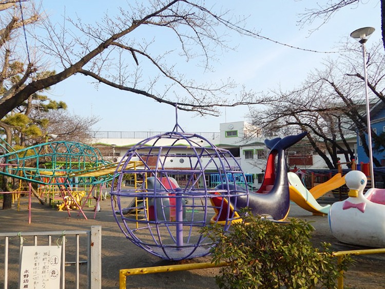 横浜市 港南区 遊具がいっぱいの永野幼稚園