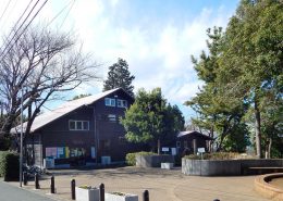 汲沢 踊場公園 こどもログハウス