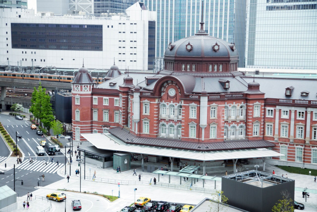 東京駅 丸の内口 横浜建物