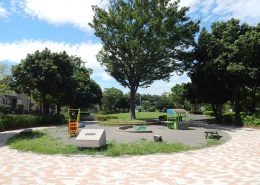 領家三丁目公園 横浜建物
