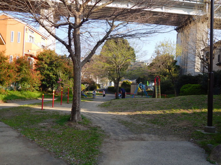 逆田橋公園